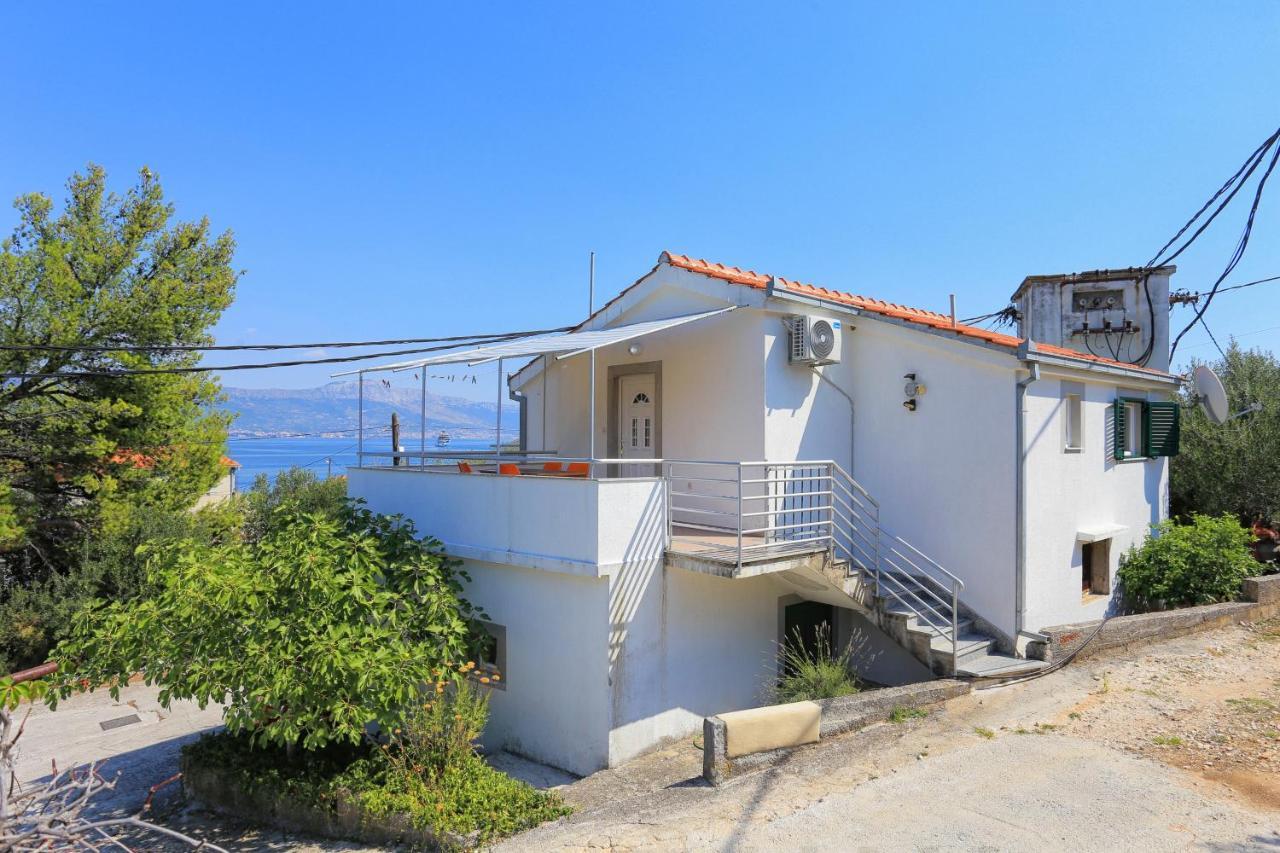 Apartments By The Sea Arbanija, Ciovo - 4320 特罗吉尔 外观 照片